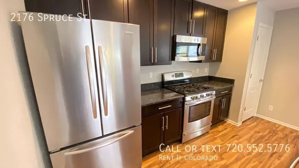 3 bedrooms apartment for rent in East Colfax - East Denver, Denver