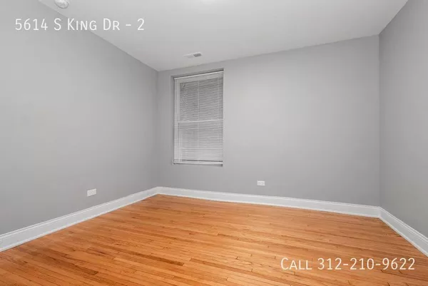 4 bedrooms apartment for rent in Washington Park - South Side, Chicago