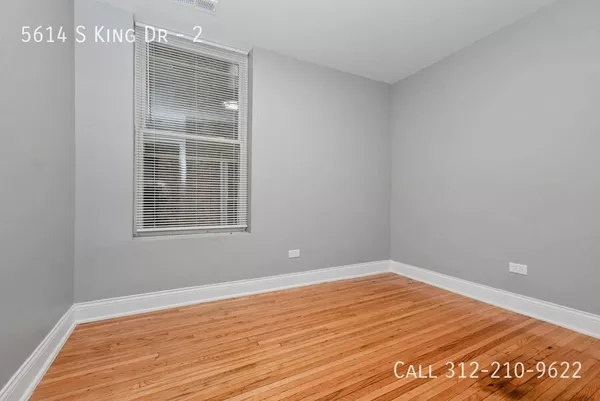 4 bedrooms apartment for rent in Washington Park - South Side, Chicago