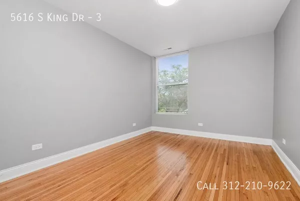 4 bedrooms apartment for rent in Washington Park - South Side, Chicago