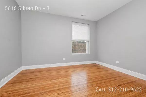 4 bedrooms apartment for rent in Washington Park - South Side, Chicago