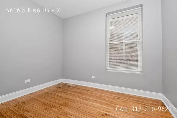 4 bedrooms apartment for rent in Washington Park - South Side, Chicago