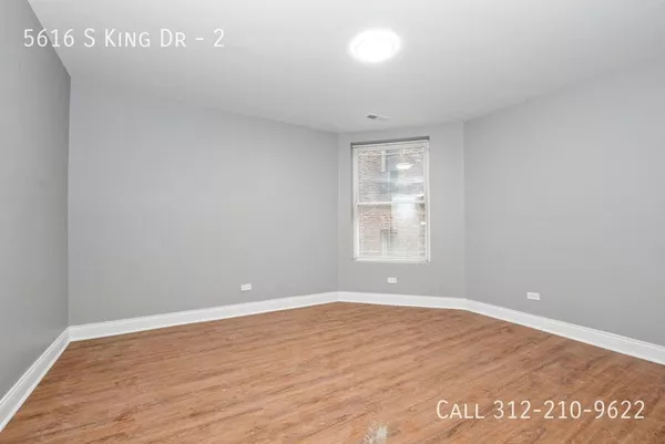 4 bedrooms apartment for rent in Washington Park - South Side, Chicago