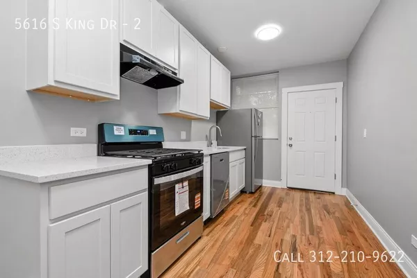 4 bedrooms apartment for rent in Washington Park - South Side, Chicago