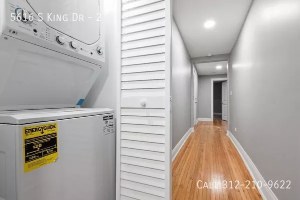 4 bedrooms apartment for rent in Washington Park - South Side, Chicago