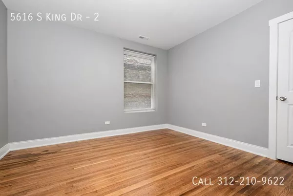 4 bedrooms apartment for rent in Washington Park - South Side, Chicago