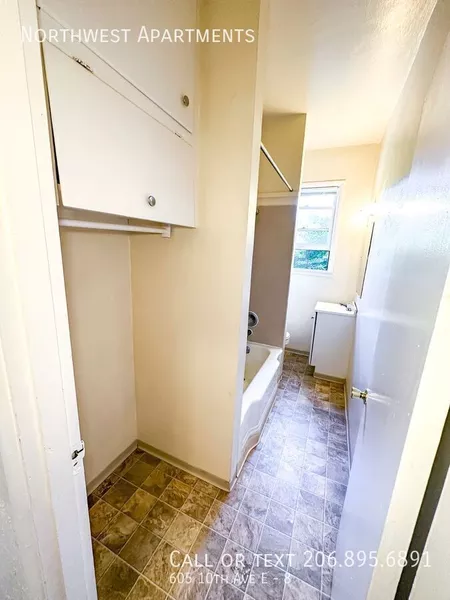 Studio Apartment for rent in Capital Hill - Central Seattle, Seattle