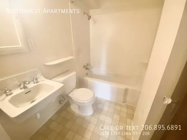 Studio Apartment for rent in Montlake - Central Seattle, Seattle