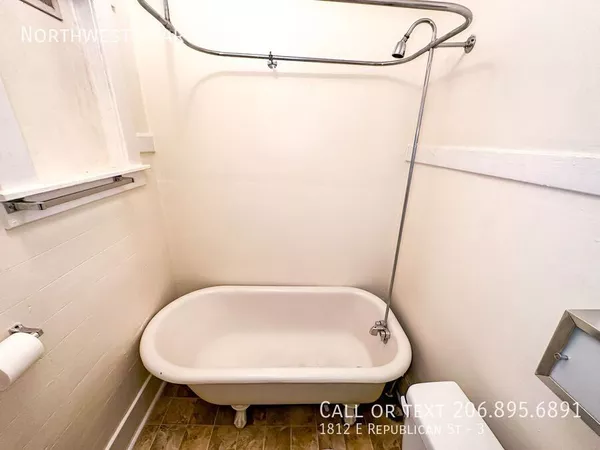 Studio Apartment for rent in Madison Valley - Central Seattle, Seattle