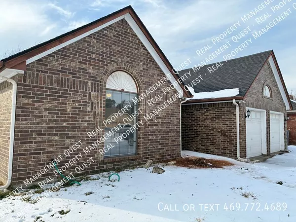 4 bedrooms apartment for rent in Duncanville - Sw Dallas, Dallas