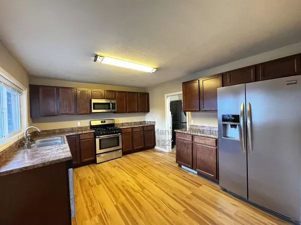 4 bedrooms apartment for rent in Old Colorado City - Central COS, Colorado Springs