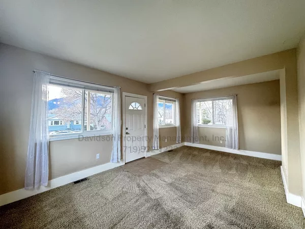 4 bedrooms apartment for rent in Old Colorado City - Central COS, Colorado Springs