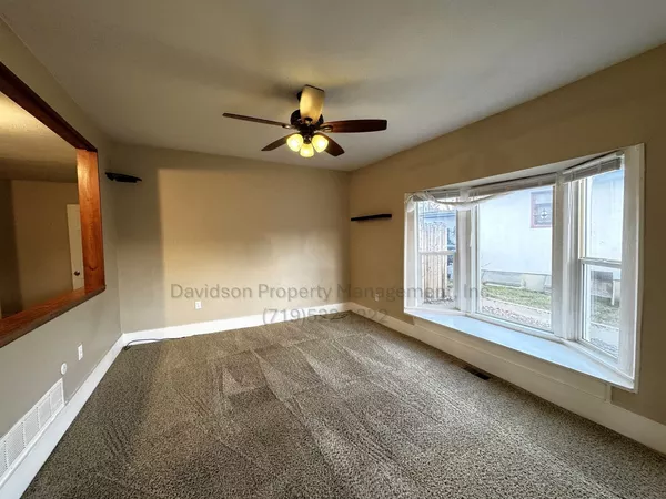 4 bedrooms apartment for rent in Old Colorado City - Central COS, Colorado Springs