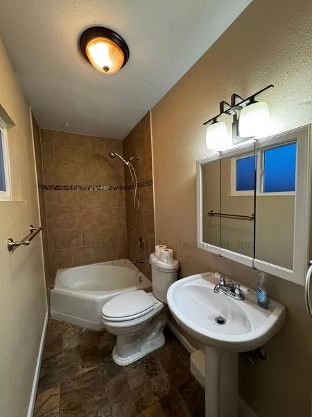 4 bedrooms apartment for rent in Old Colorado City - Central COS, Colorado Springs