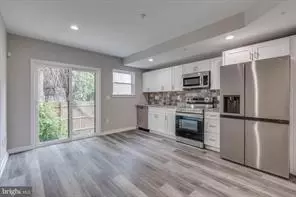 5 bedrooms apartment for rent in Glenwood - North Philadelphia, Philadelphia