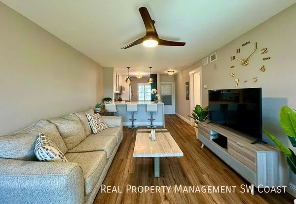 2 bedrooms apartment for rent in McGregor - Fort Myers, Fort Myers