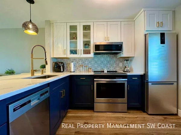 2 bedrooms apartment for rent in McGregor - Fort Myers, Fort Myers