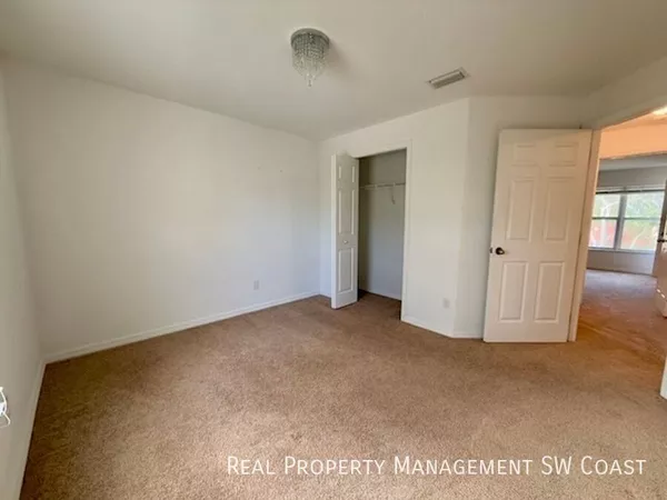 3 bedrooms apartment for rent in Villas - Fort Myers, Fort Myers