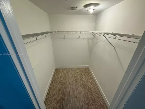 2 bedrooms apartment for rent in Downtown Miami - Miami, Miami