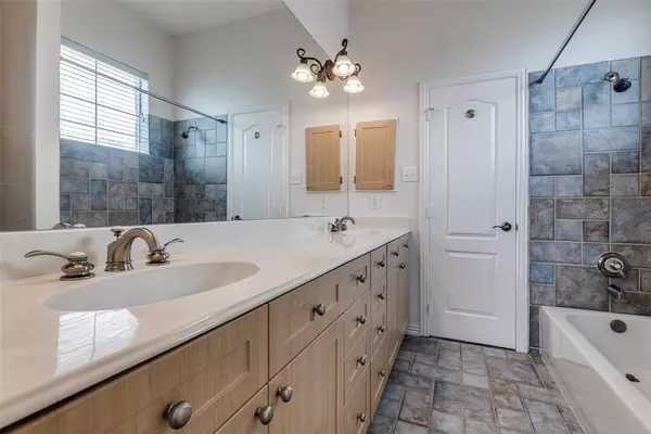 3 bedrooms apartment for rent in Old East Dallas - Ne Dallas, Dallas