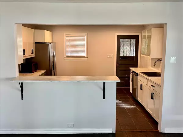 2 bedrooms apartment for rent in Old East Dallas - Ne Dallas, Dallas