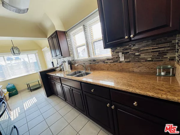 3 bedrooms apartment for rent in Mid Wilshire - Central Los Angeles, Los Angeles