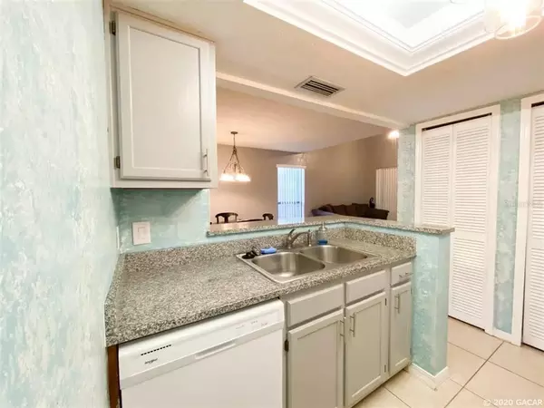 2 bedrooms apartment for rent in West Gainesville - West Gainesville, Gainesville