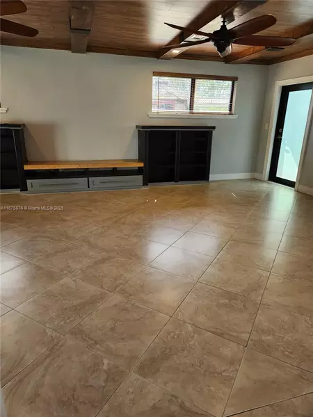 4 bedrooms apartment for rent in Tamiami - Miami Dade, Miami