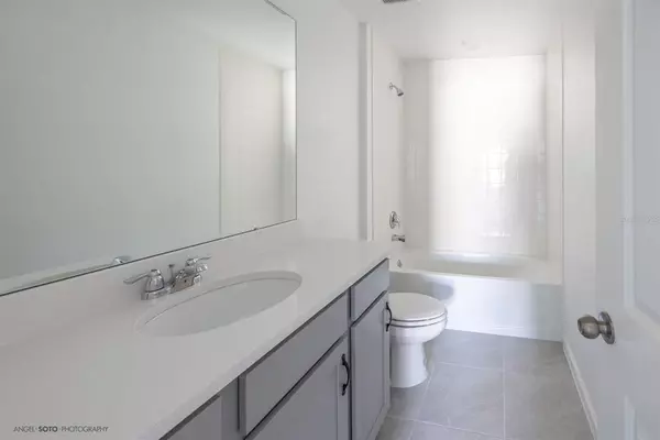 3 bedrooms apartment for rent in Vista East - East Orlando, Orlando