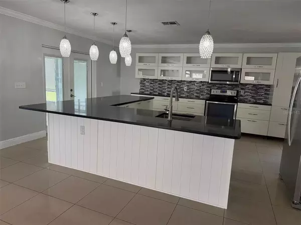 6 bedrooms apartment for rent in Waterford Lakes - East Orlando, Orlando