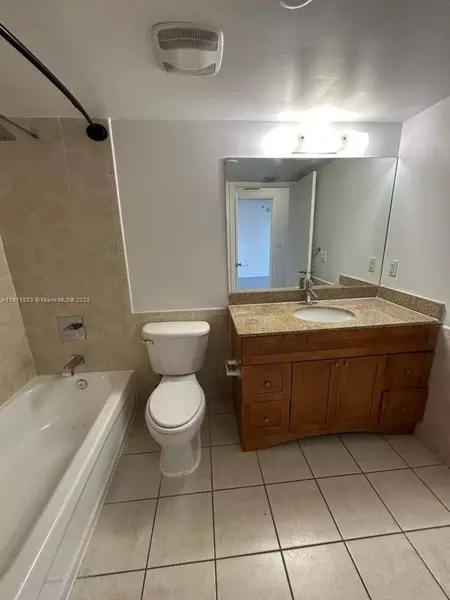 2 bedrooms apartment for rent in Downtown Miami - Miami, Miami