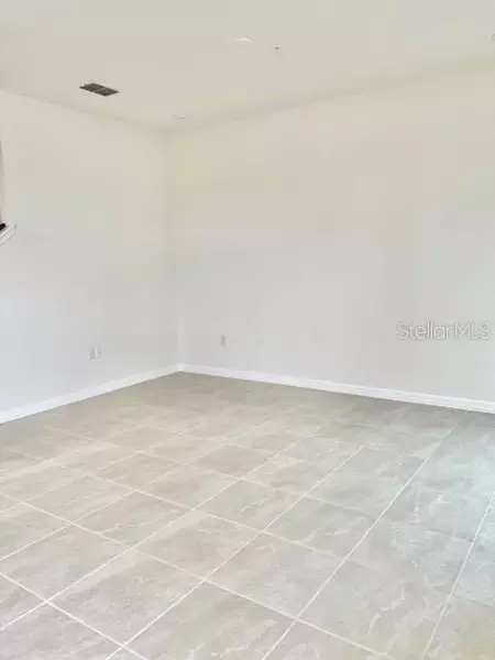 3 bedrooms apartment for rent in Vista East - East Orlando, Orlando