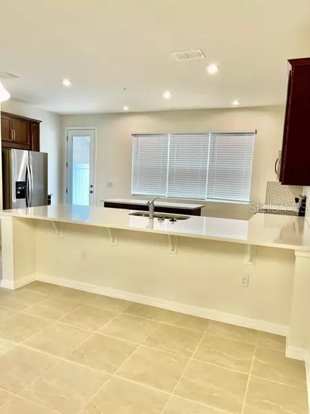 3 bedrooms apartment for rent in Vista East - East Orlando, Orlando