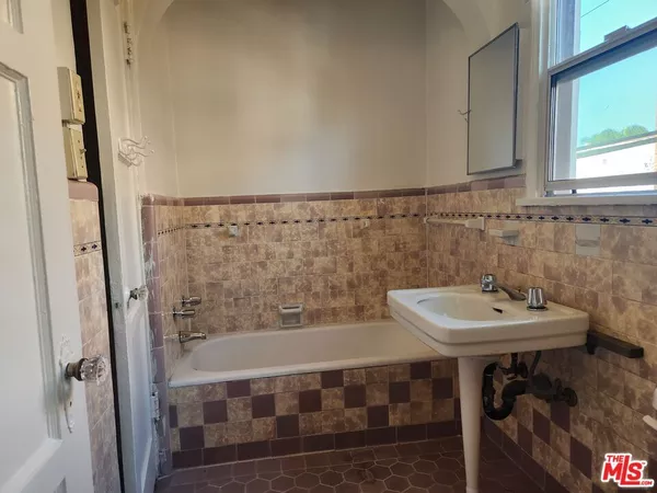 1 bedroom apartment for rent in Mid Wilshire - Central Los Angeles, Los Angeles