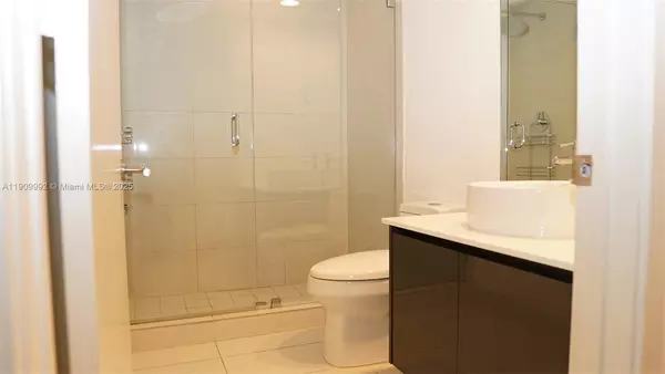 2 bedrooms apartment for rent in Downtown Miami - Miami, Miami