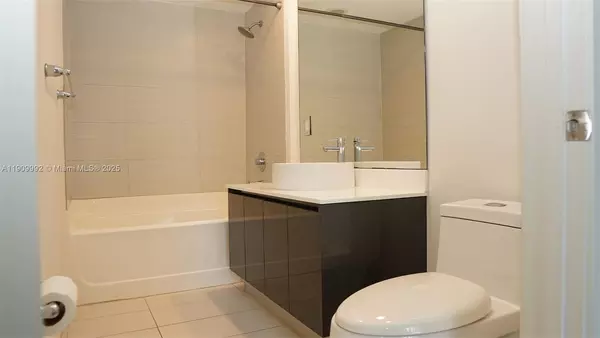 2 bedrooms apartment for rent in Downtown Miami - Miami, Miami