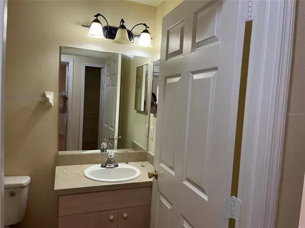 3 bedrooms apartment for rent in Vista East - East Orlando, Orlando