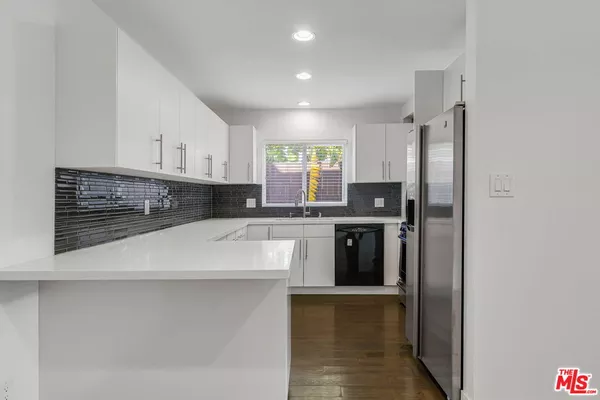 3 bedrooms apartment for rent in Pico Robertson - Westside / South Bay, Los Angeles