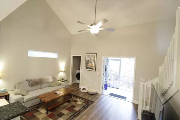 2 bedrooms apartment for rent in West Gainesville - West Gainesville, Gainesville