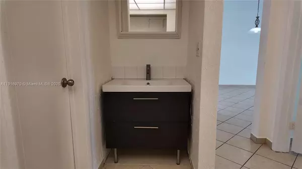 1 bedroom apartment for rent in North Miami Beach - Miami Dade, Miami