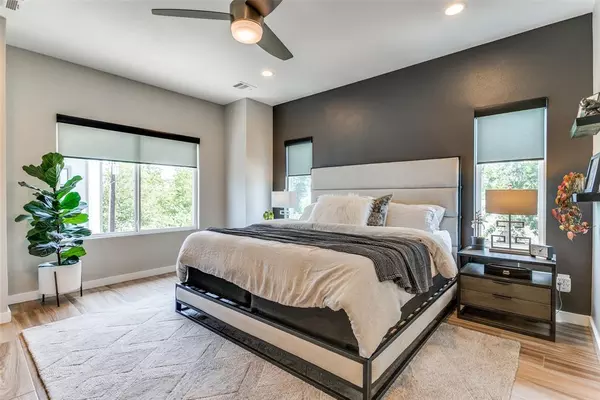 3 bedrooms apartment for rent in Old East Dallas - Ne Dallas, Dallas