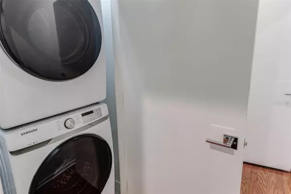 3 bedrooms apartment for rent in Old East Dallas - Ne Dallas, Dallas