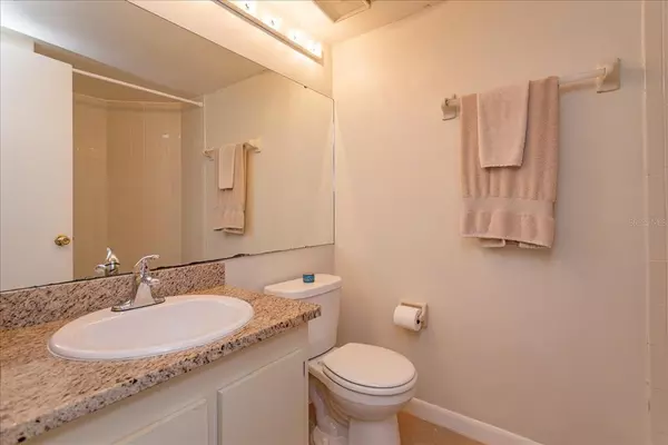 2 bedrooms apartment for rent in Vista East - East Orlando, Orlando