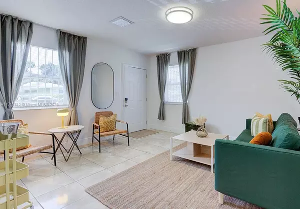 2 bedrooms apartment for rent in Brownsville MIA - Miami Dade, Miami