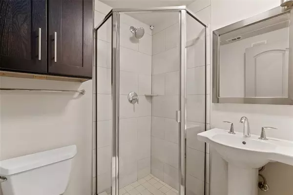 2 bedrooms apartment for rent in Uptown - Ne Dallas, Dallas