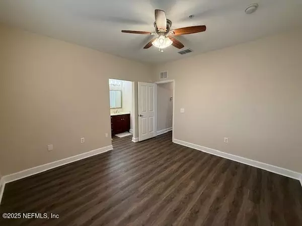 2 bedrooms apartment for rent in Tinseltown - Southside, Jacksonville