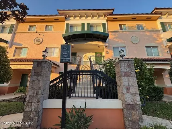 2 bedrooms apartment for rent in Tinseltown - Southside, Jacksonville