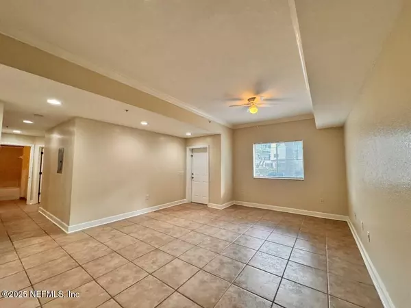 3 bedrooms apartment for rent in Tinseltown - Southside, Jacksonville