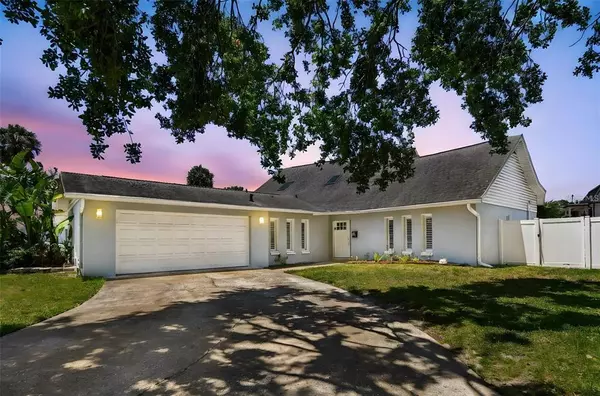 4 bedrooms apartment for rent in Beach Park - West Tampa, Tampa