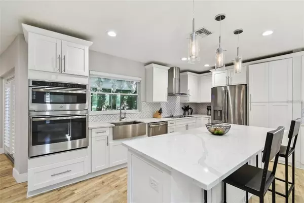 4 bedrooms apartment for rent in Beach Park - West Tampa, Tampa